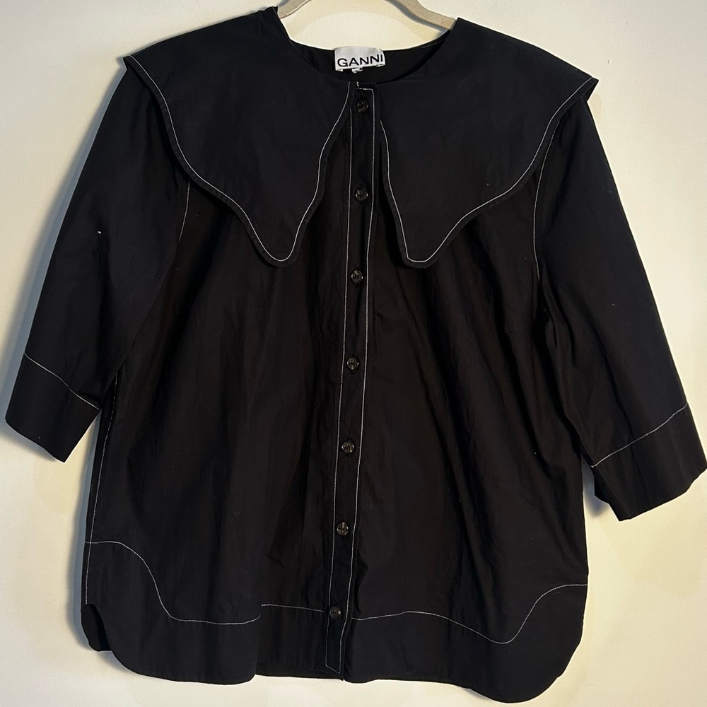 NWOT GANNI Poplin Large Scallop Collar Blouse